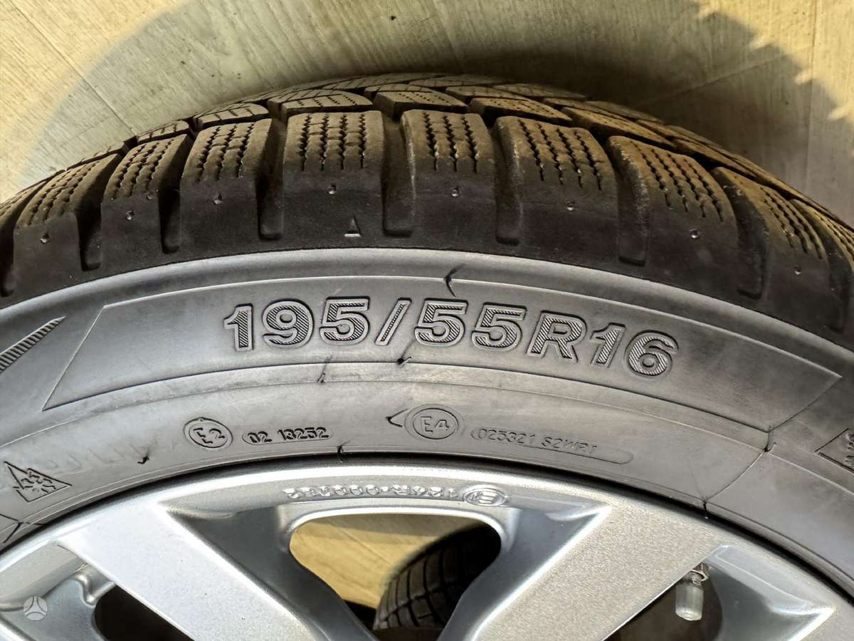 MINI Cooper su žiem. padangomis, light alloy, R16