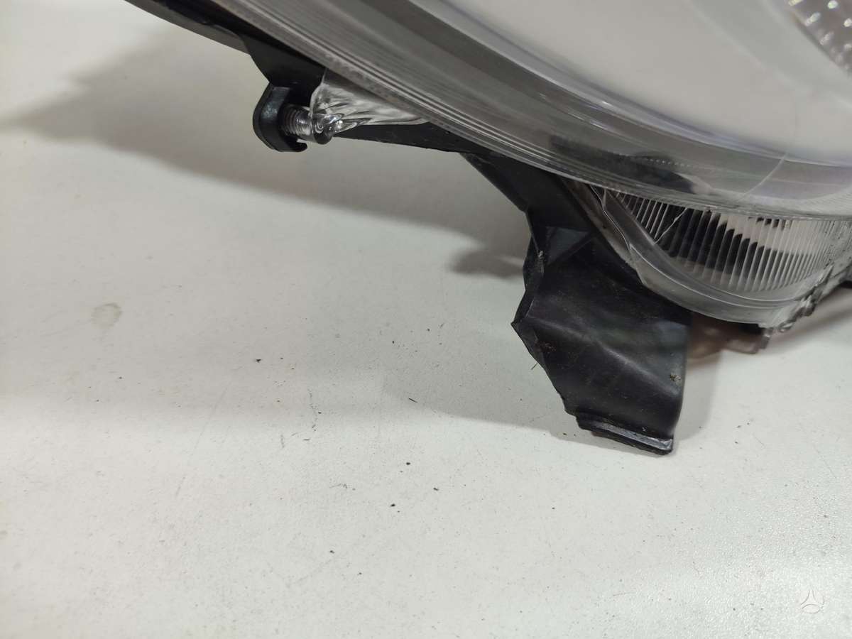 Toyota Yaris детали кузова