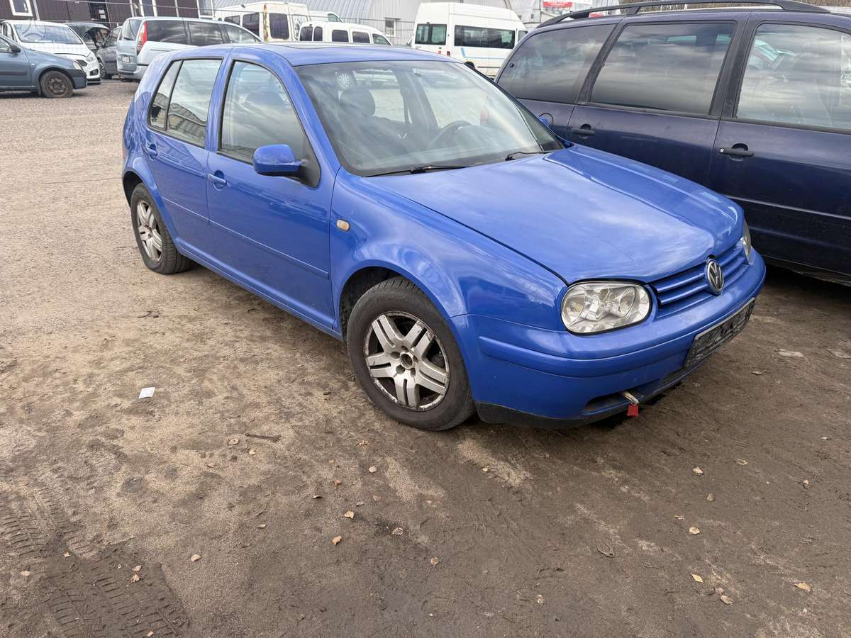 Volkswagen Golf Minsko pl 33a 5 angaras