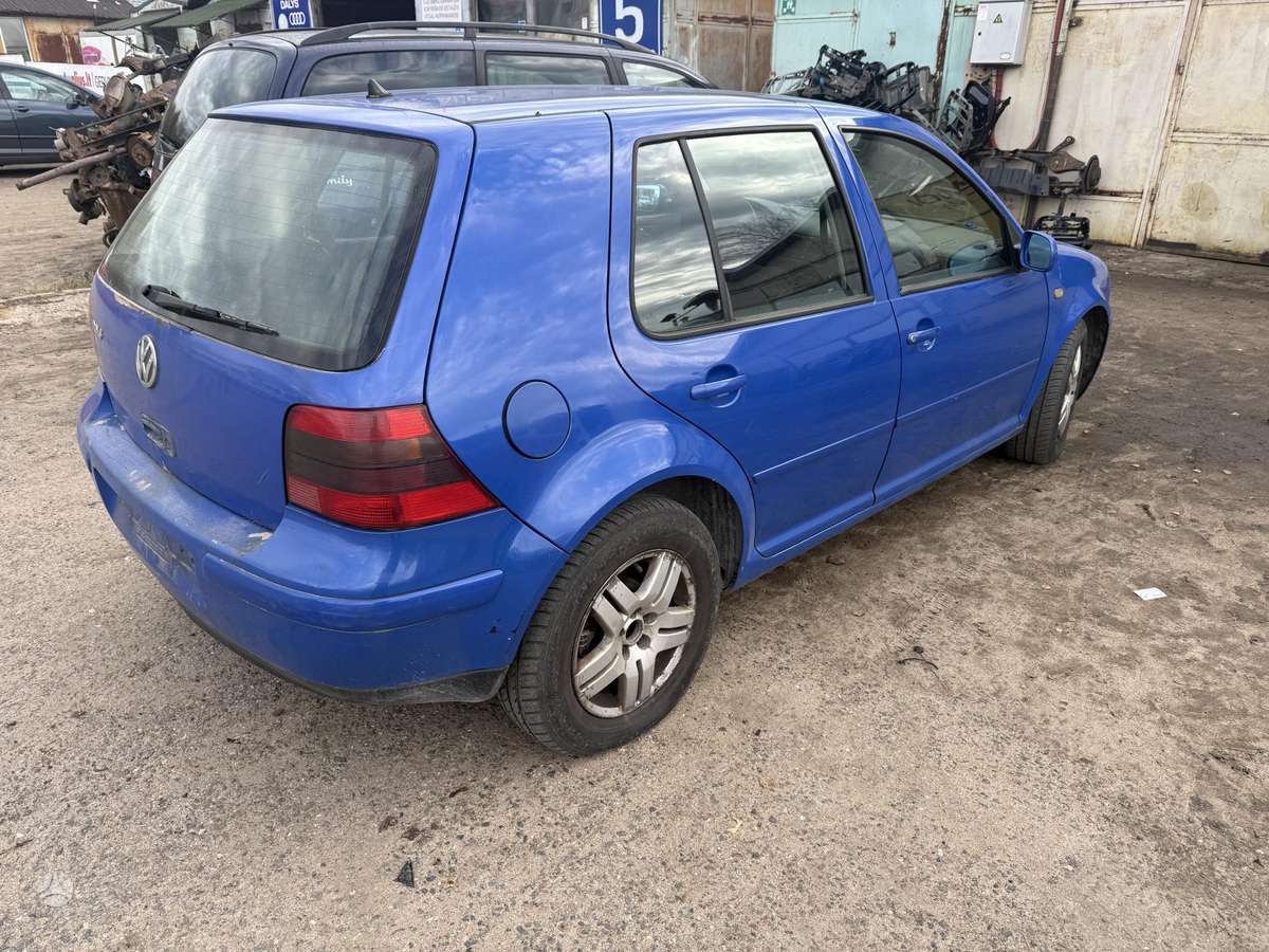 Volkswagen Golf Minsko pl 33a 5 angaras