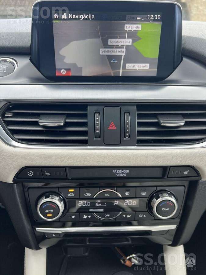 Mazda 6 dalimis
