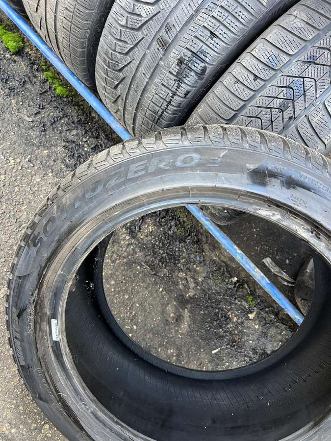 Pirelli Sottozero 3, winter 275/40 R18