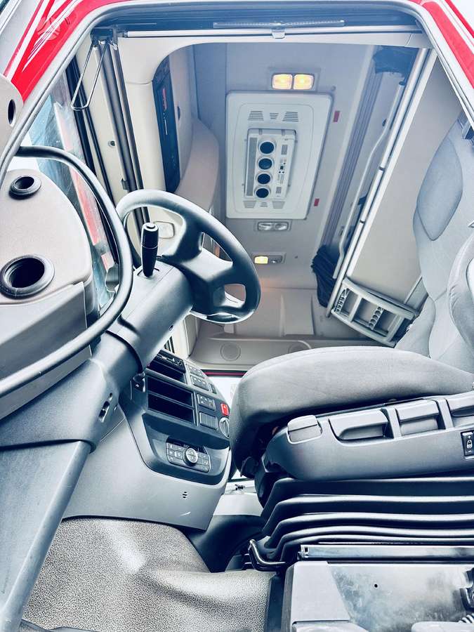 DAF XF 106.480 Mega Super Space Cab, double sleeper