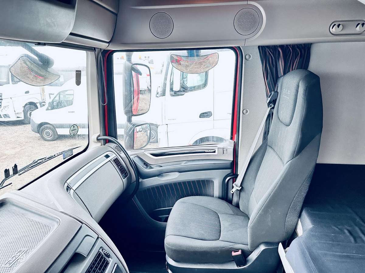 DAF XF 106.480 Mega Super Space Cab, double sleeper