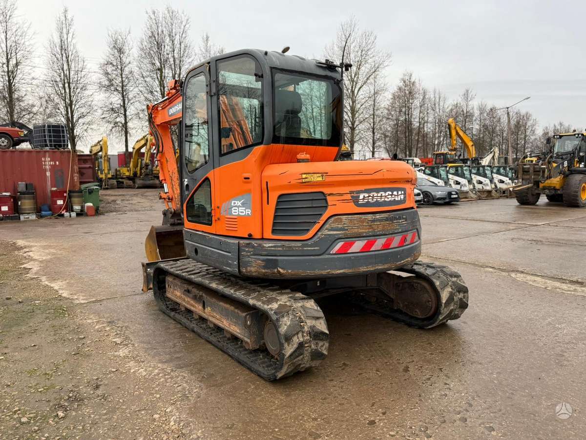 Doosan DX85R, экскаваторы