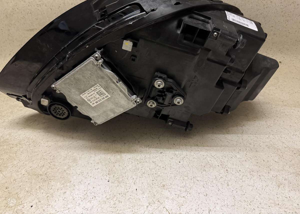 Porsche Cayenne gaismas