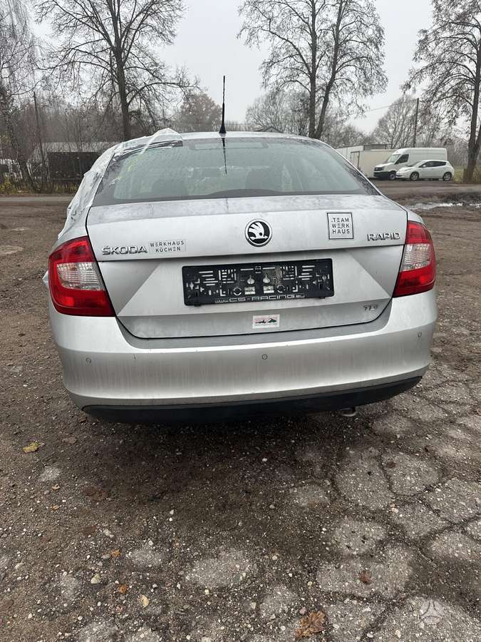 Škoda Rapid - 6