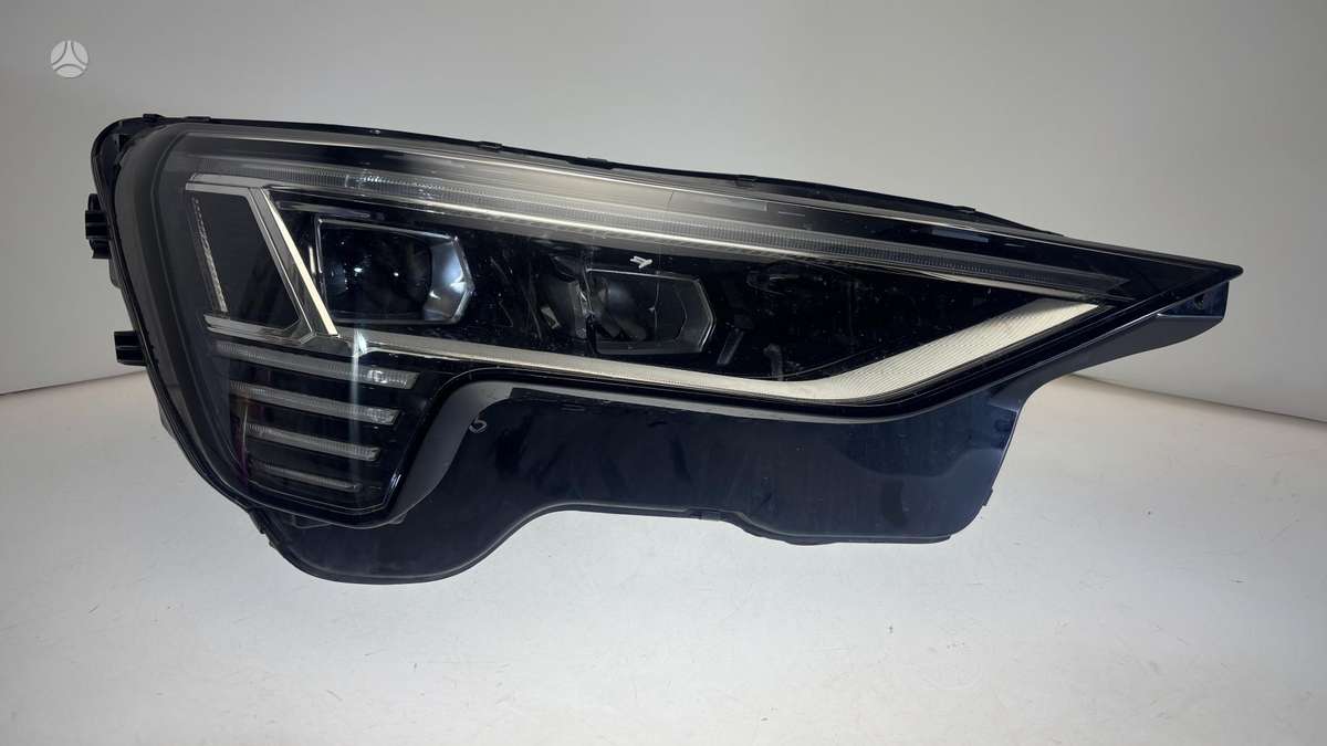 Audi Q8 e-tron, 4KE941040, Cen29599