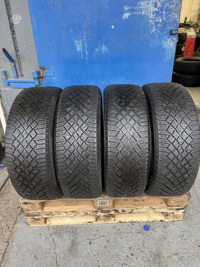 Continental VikingContact 7, winter 235/55 R19