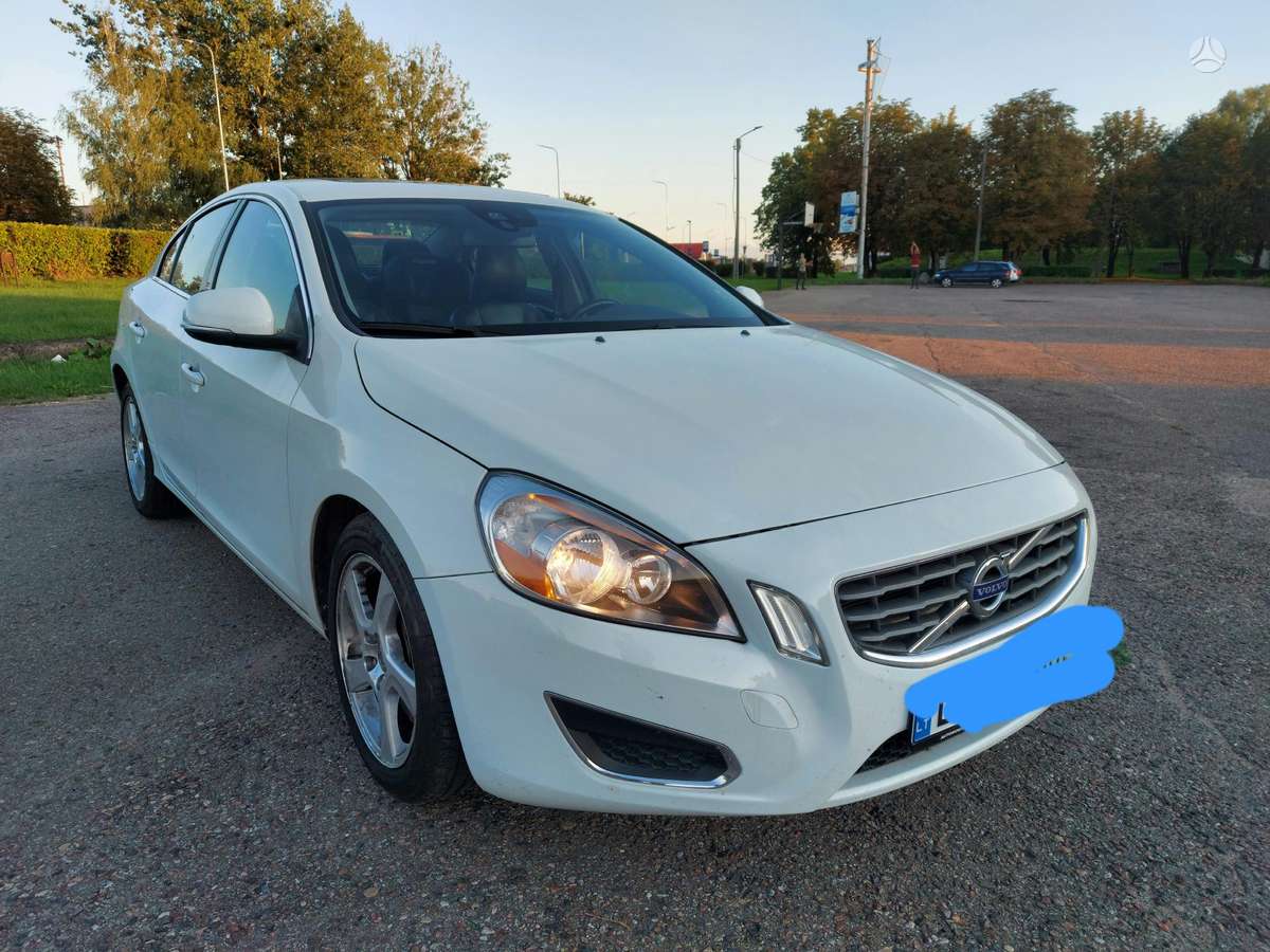 Volvo S60, 2.5 l., Седан
