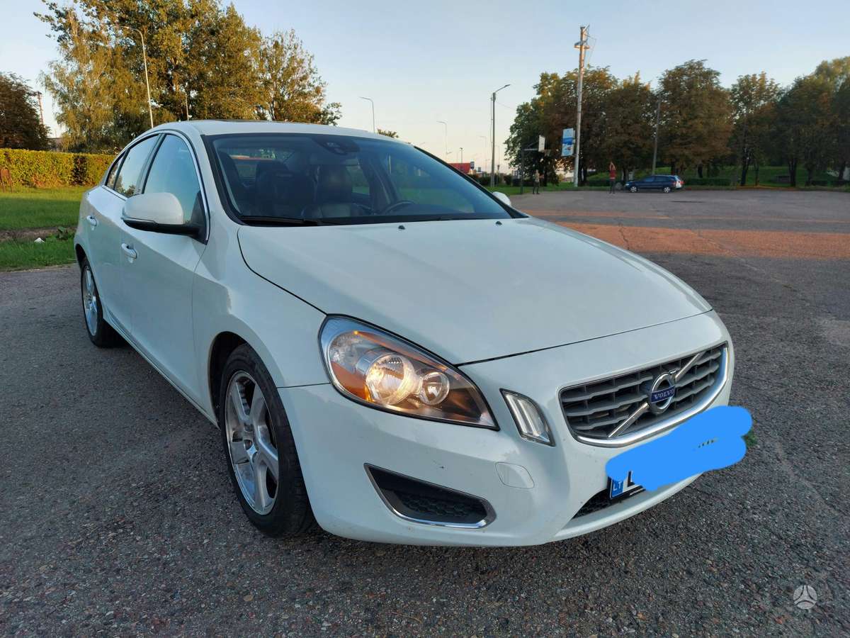 Volvo S60 - 2