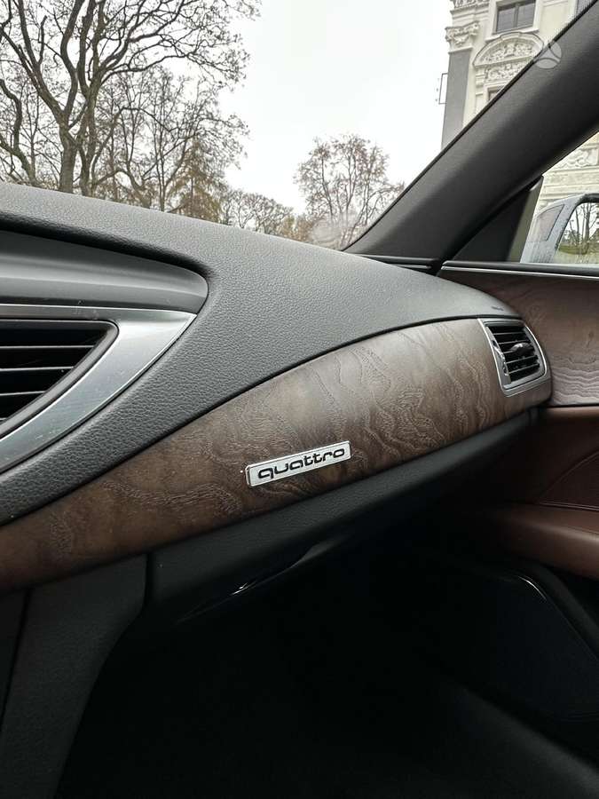 Audi A7, 3.0 l., sedanas