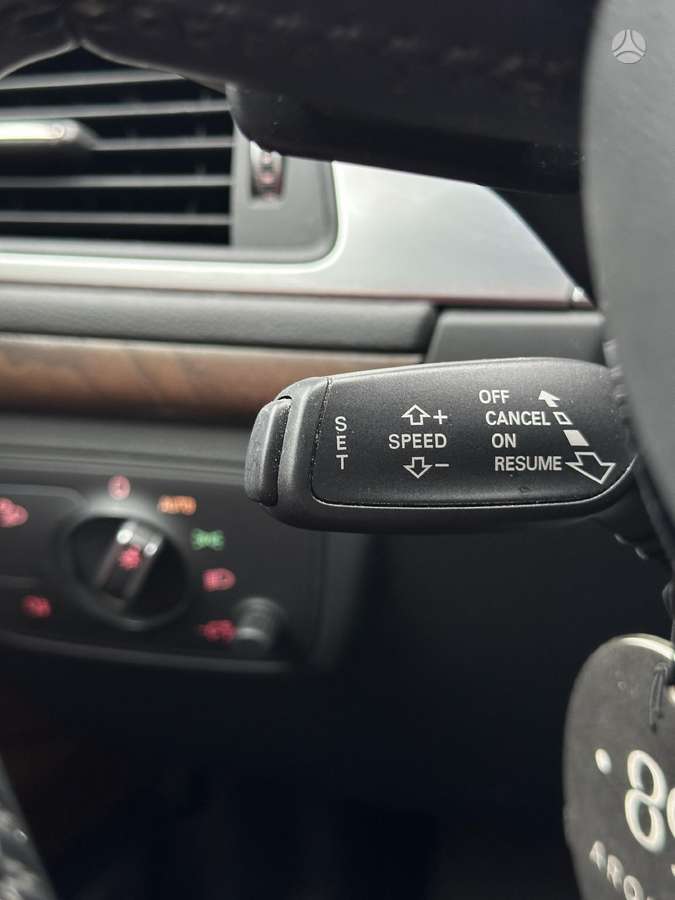 Audi A7, 3.0 l., sedanas