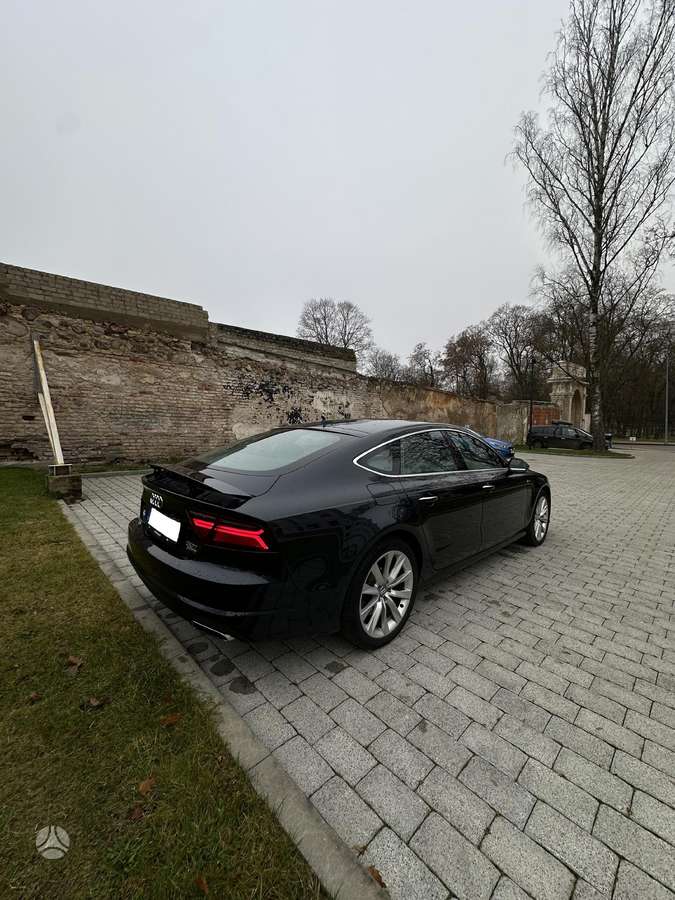 Audi A7, 3.0 l., sedanas