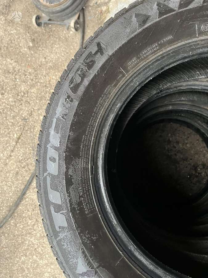 Tracmax S130, всесезонные 205/70 R15