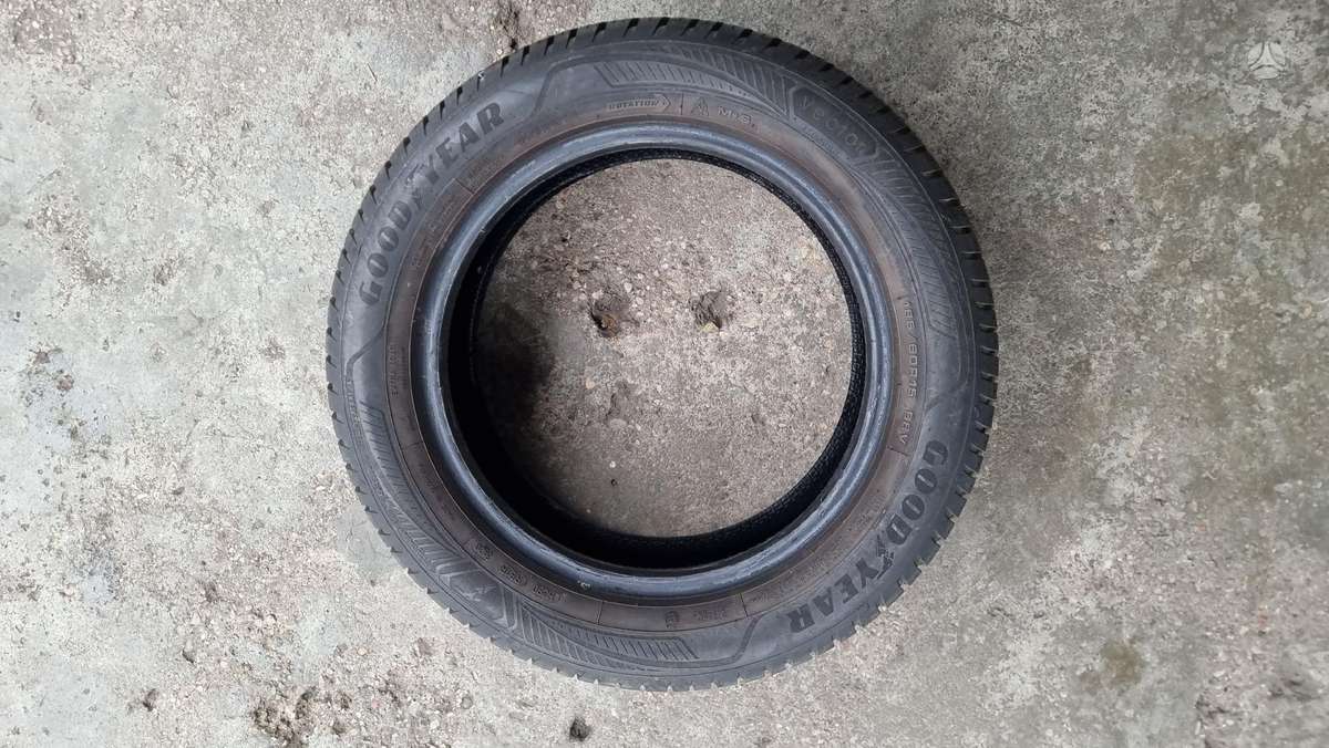 Goodyear Vector 4, зимние 185/60 R15