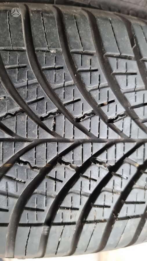 Goodyear Vector 4, žieminės 185/60 R15