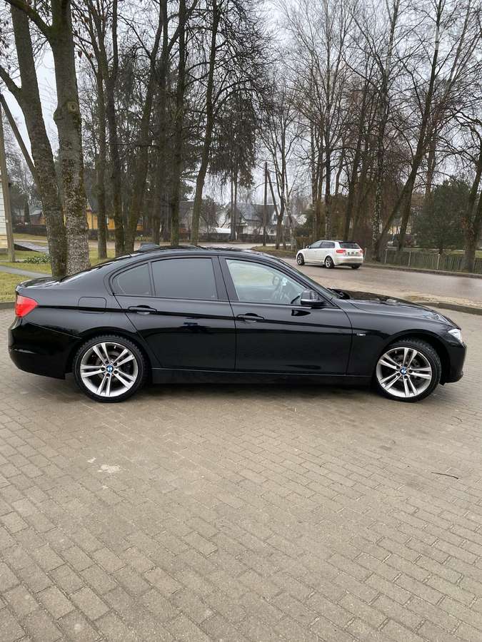 BMW 320, 2.0 l., Седан