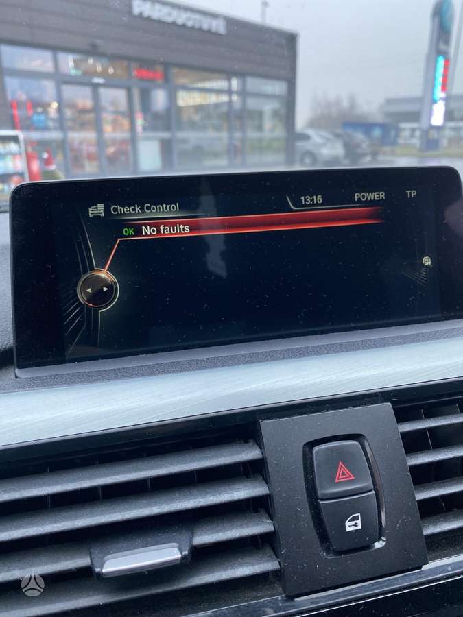 BMW 320, 2.0 l., sedanas