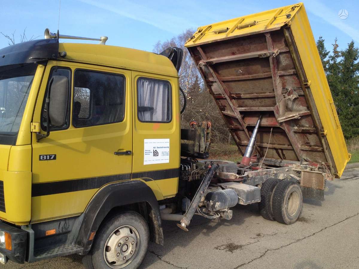 Mercedes-Benz 817, dumpers with crane