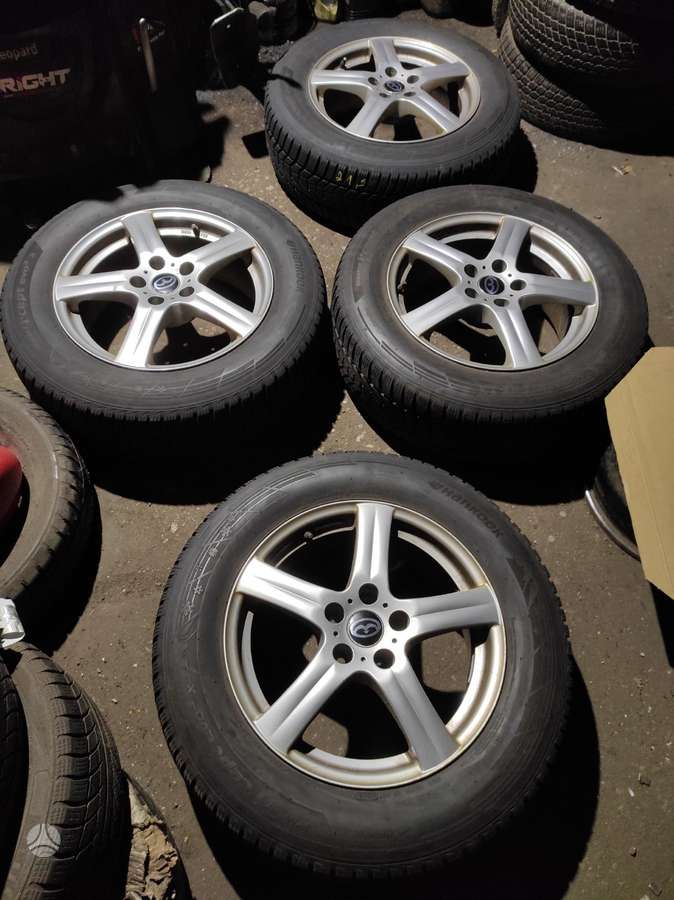 Gislaved, ziemas 225/65 R17