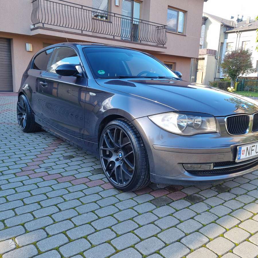 BMW 120, 2.0 l., Хэтчбек