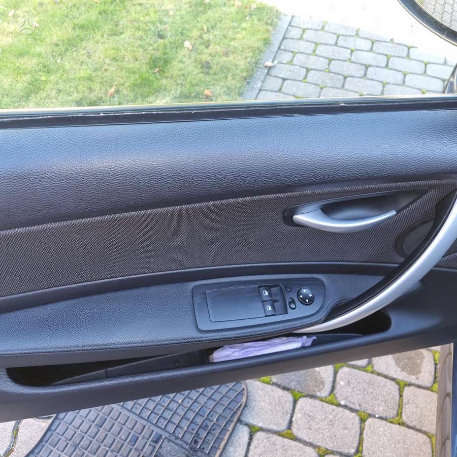 BMW 120, 2.0 l., hatchback