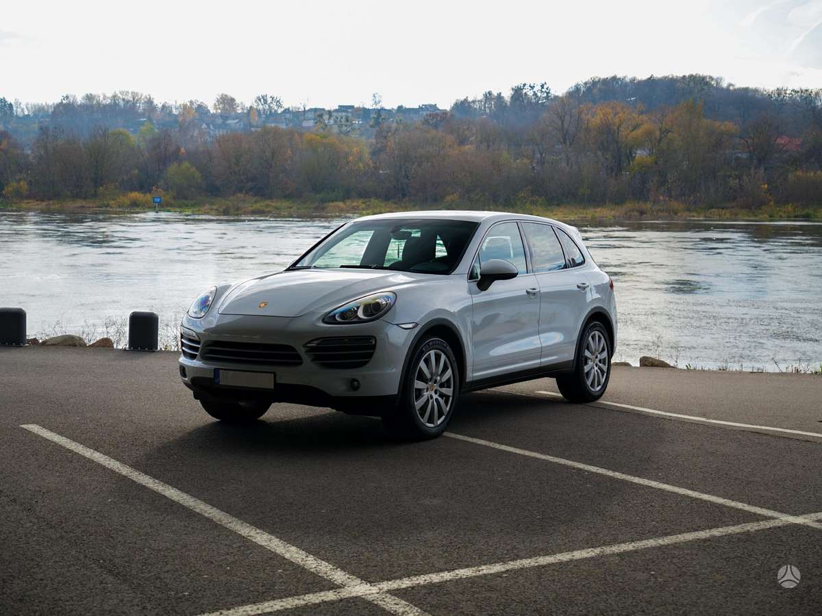 Porsche Cayenne - 7