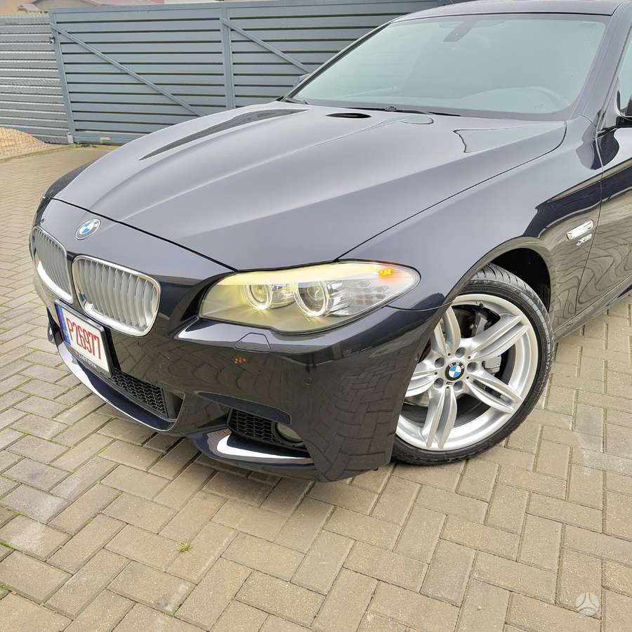 BMW 550, 4.4 l., Седан