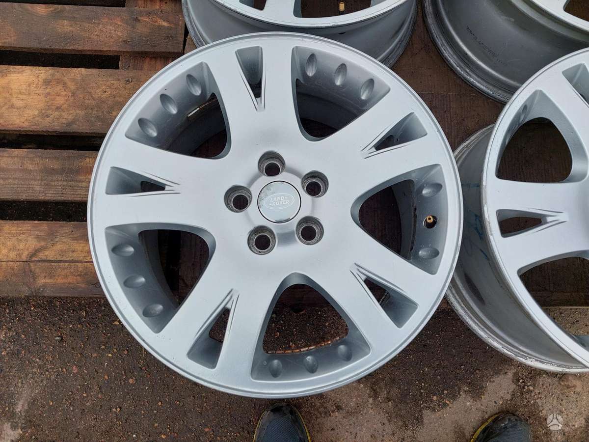 Land Rover, lengvojo lydinio, R19