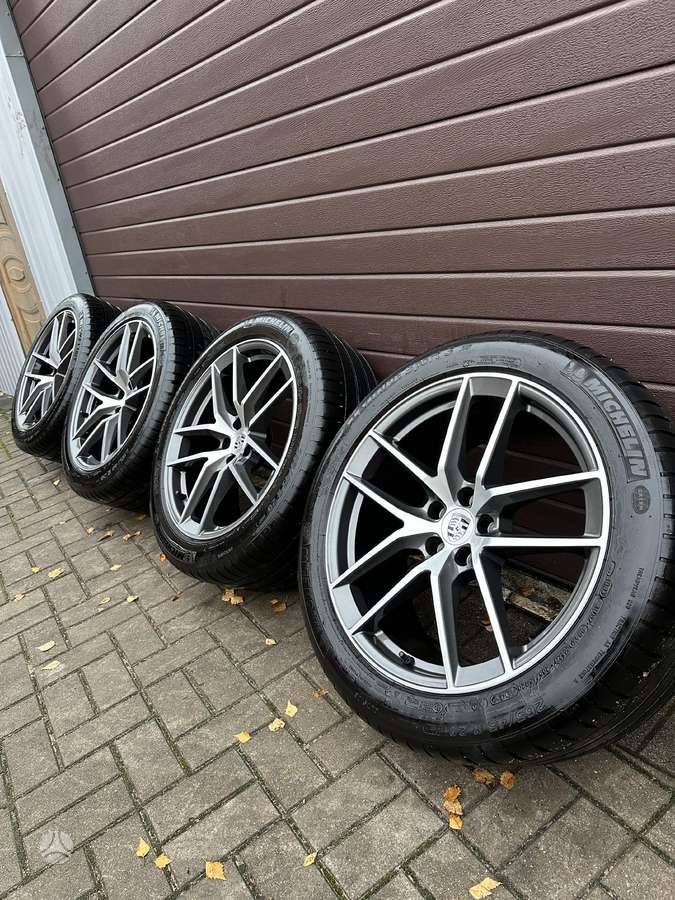 Porsche Macan, lengvojo lydinio, R20