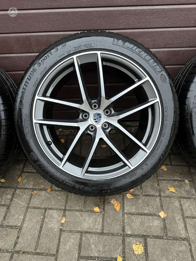 Porsche Macan, lengvojo lydinio, R20