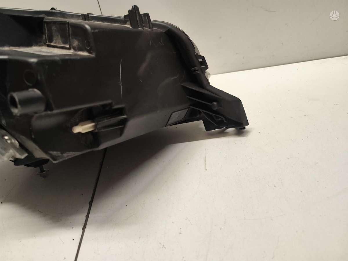 Peugeot 208, 9841642080