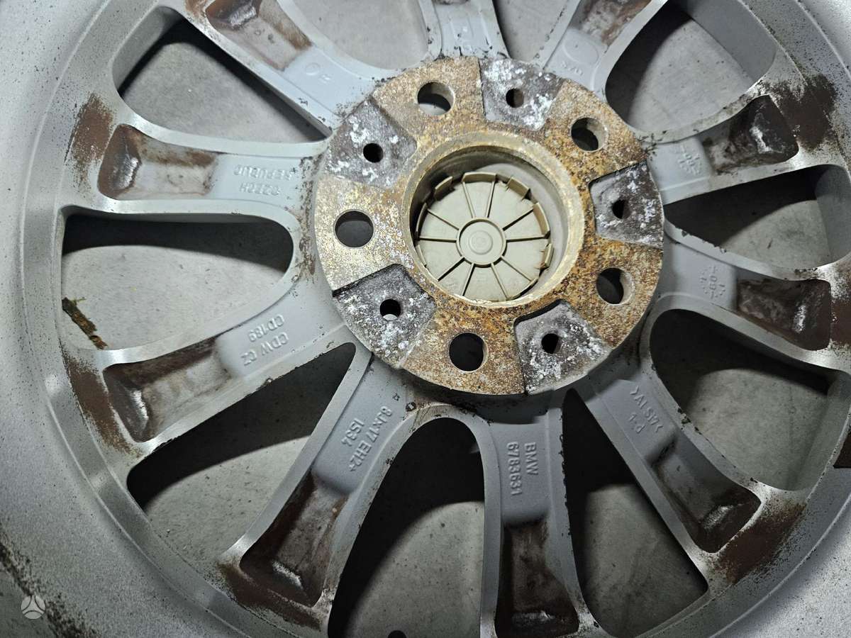 BMW E90/E91, lengvojo lydinio, R17