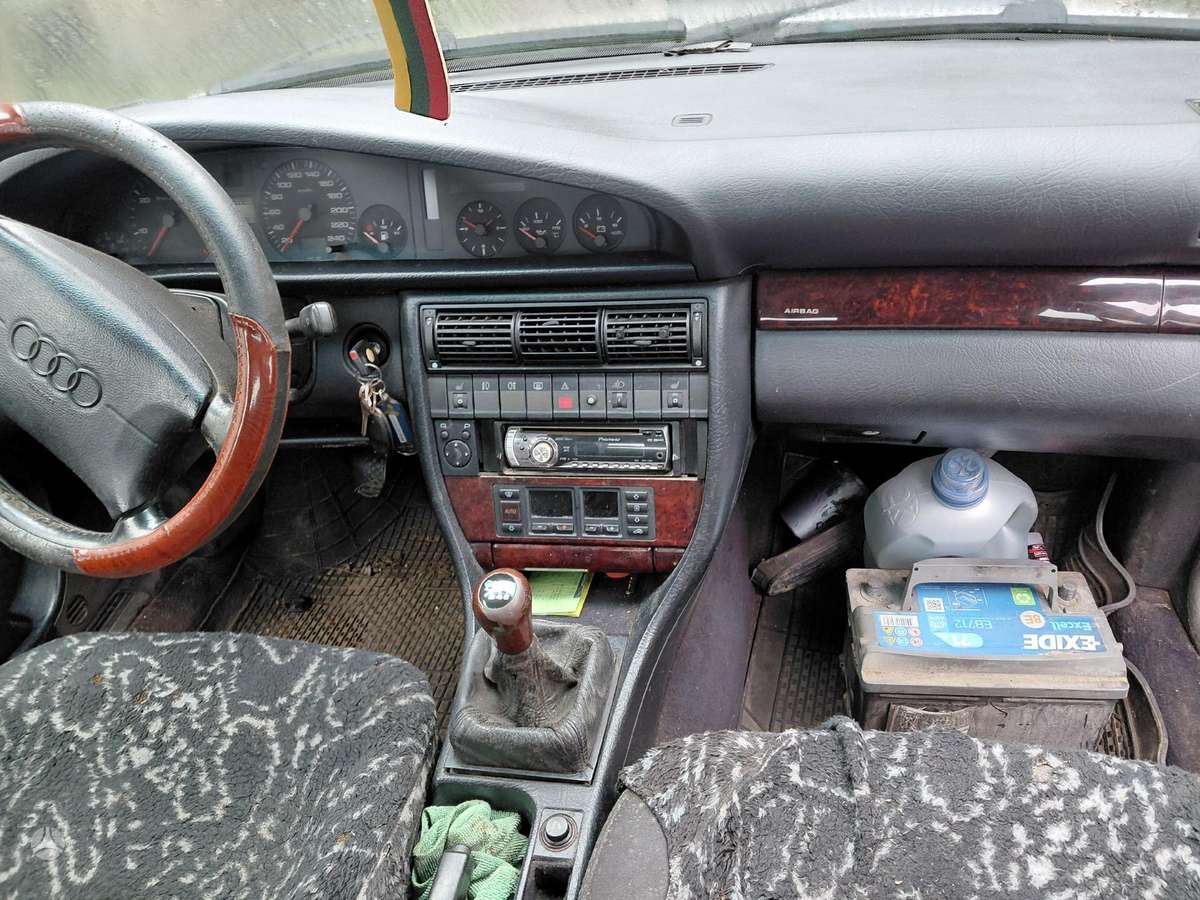Audi A6, Jjjj, Variklis gęras