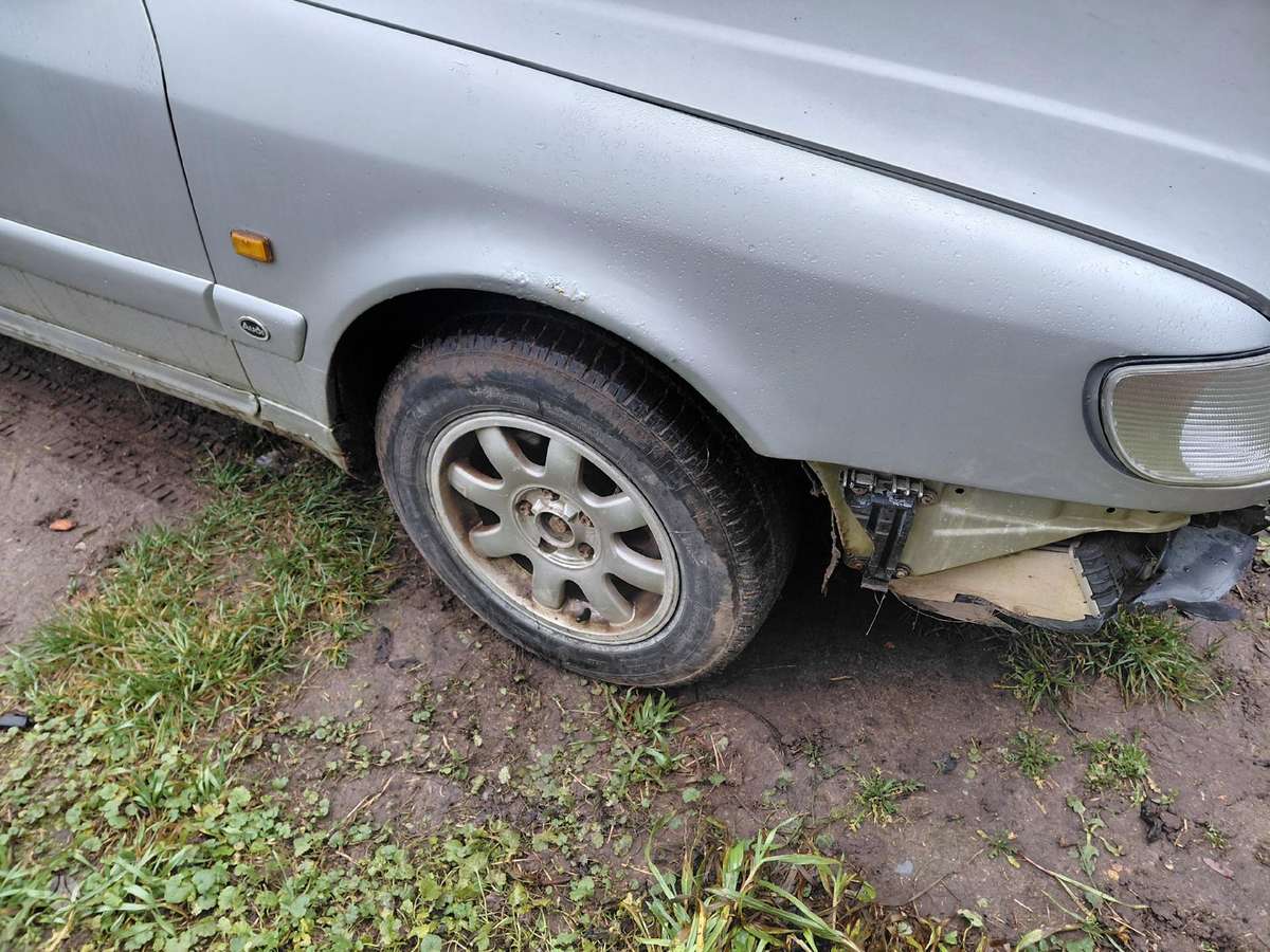 Audi A6, Jjjj, Variklis gęras