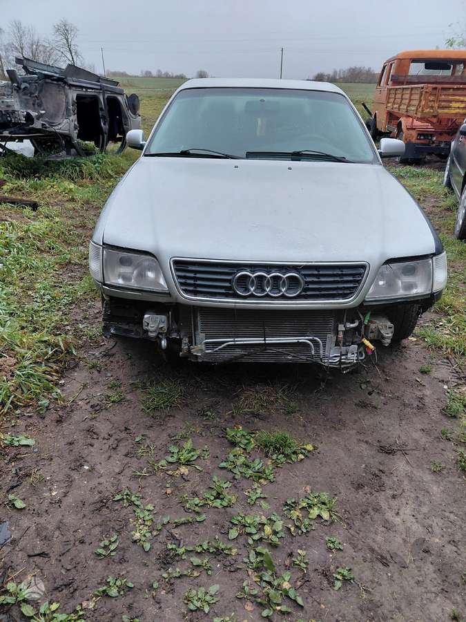 Audi A6, Jjjj, Variklis gęras