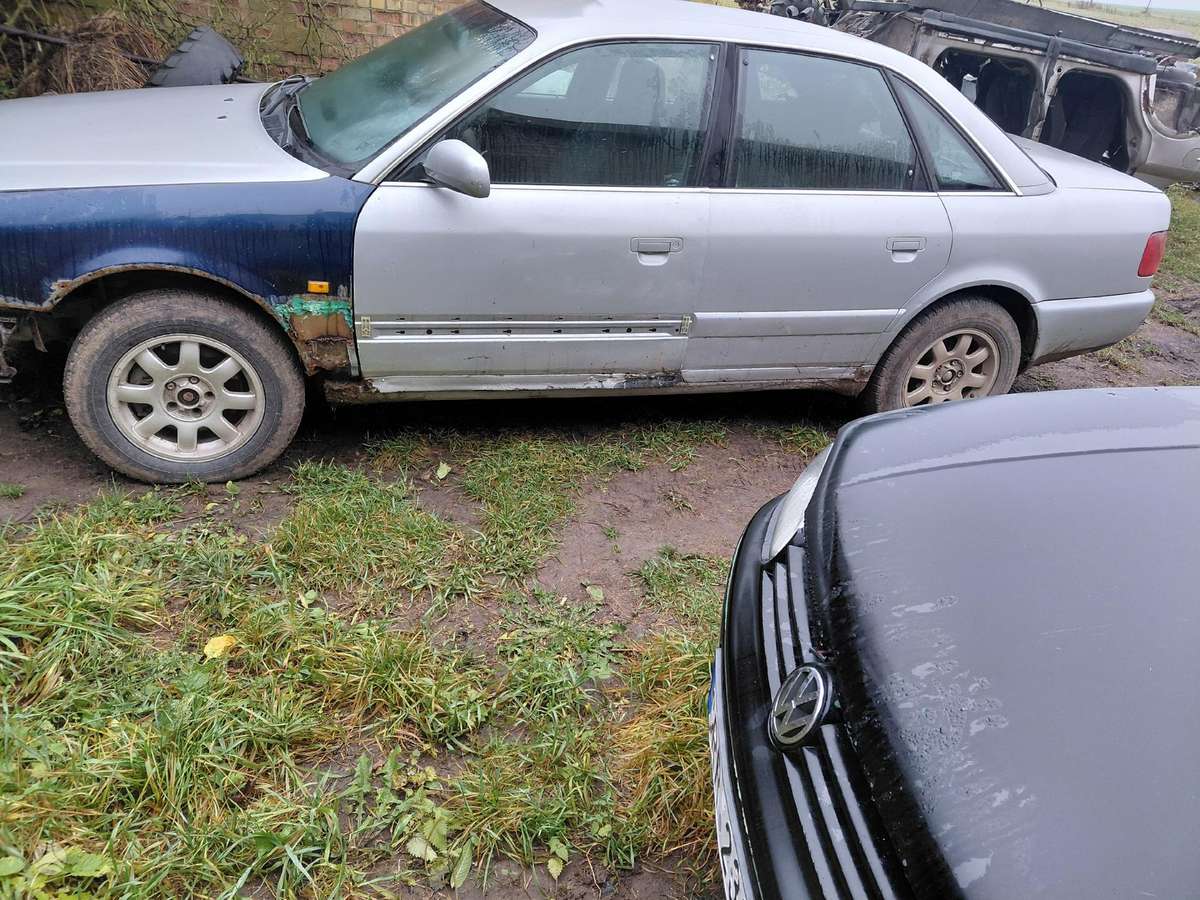 Audi A6, Jjjj, Variklis gęras