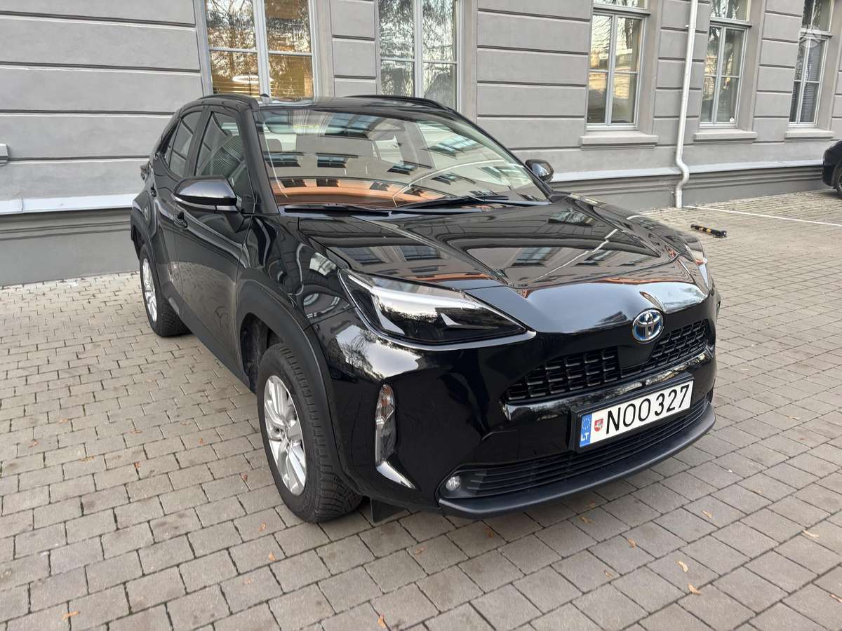 Toyota Yaris Cross, off-road / crossover