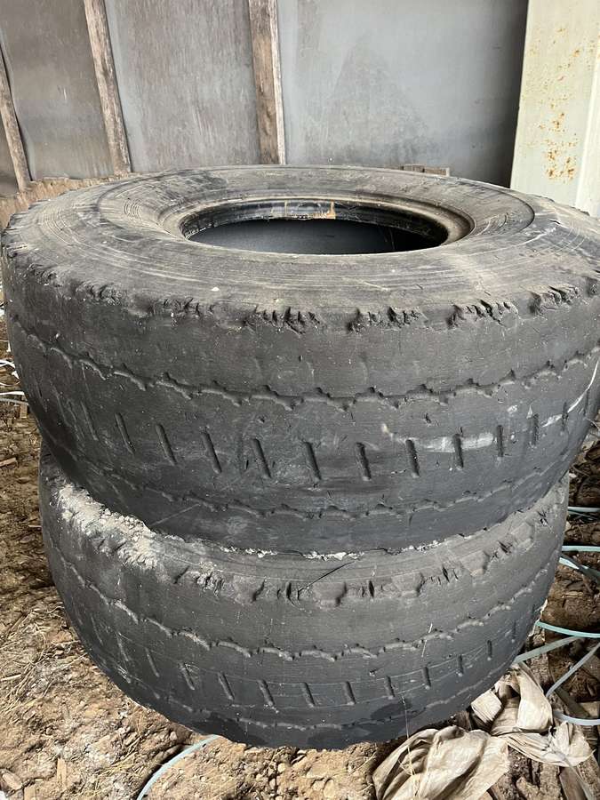 Volvo BM846, фронтальные погрузчики