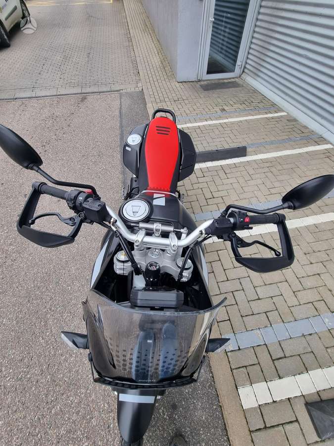 Ducati DesertX 937cc, krosa / enduro