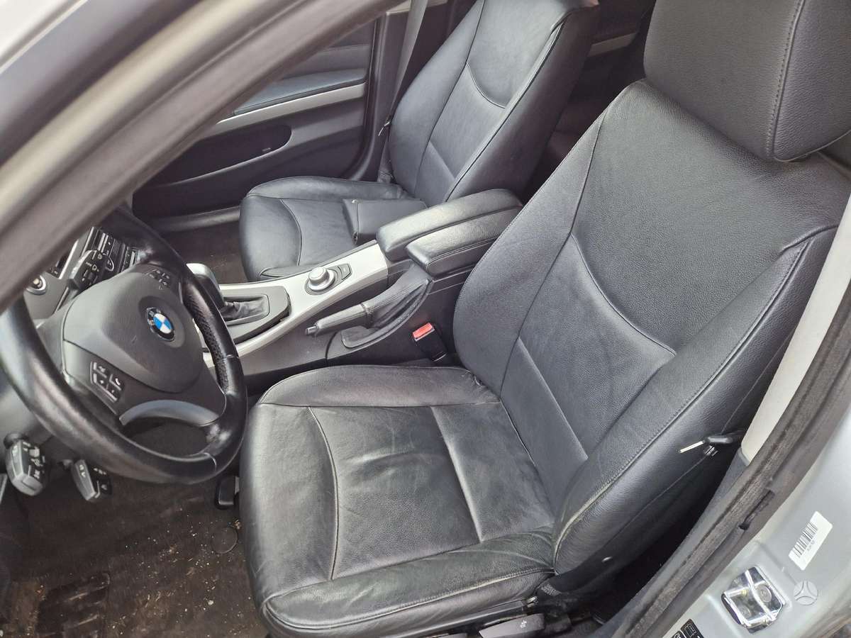 BMW 320 Dalimis