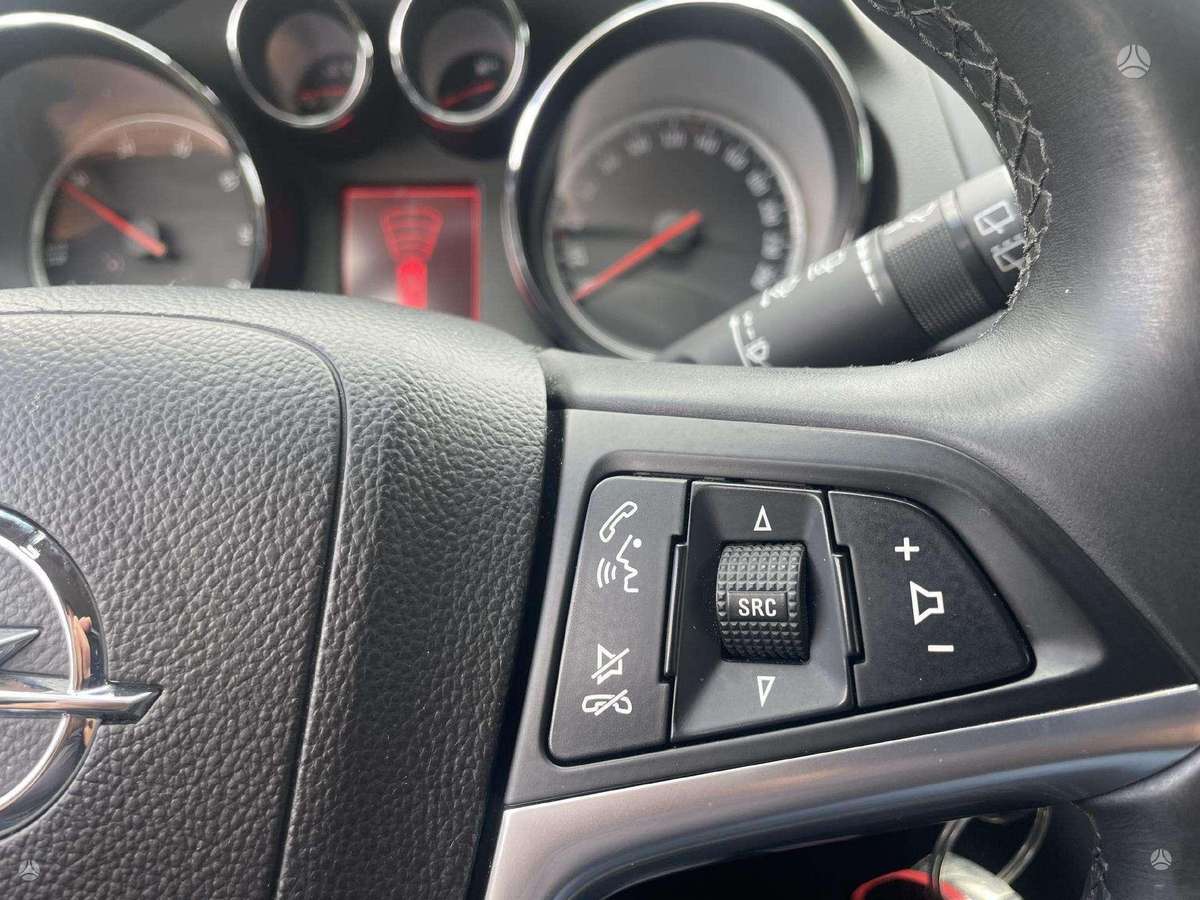 Opel Insignia, 2.0 l., universalas