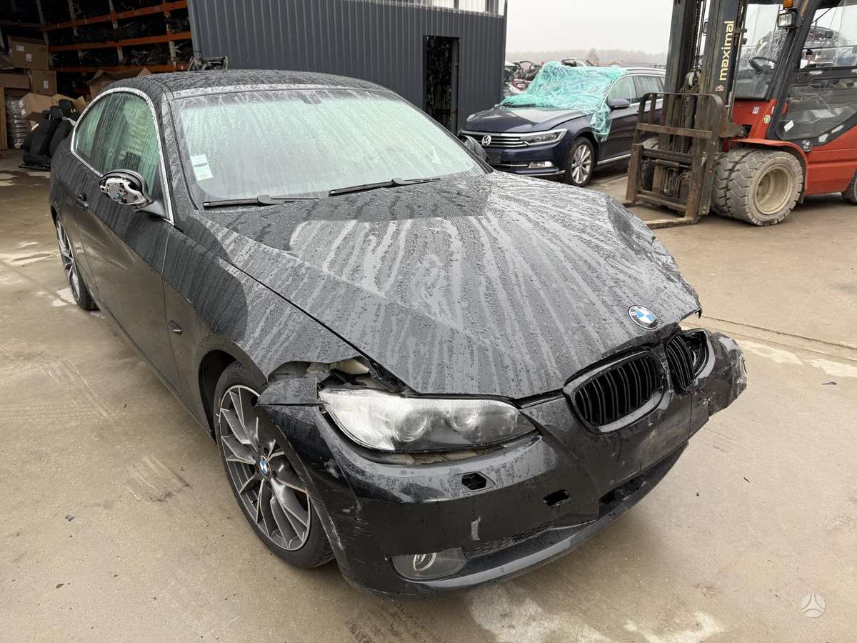 BMW 3 serija dalimis. Rida 92000 km