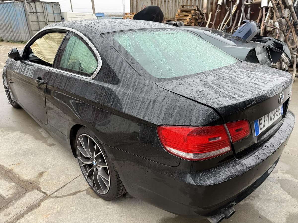 BMW 3 serija dalimis. Rida 92000 km