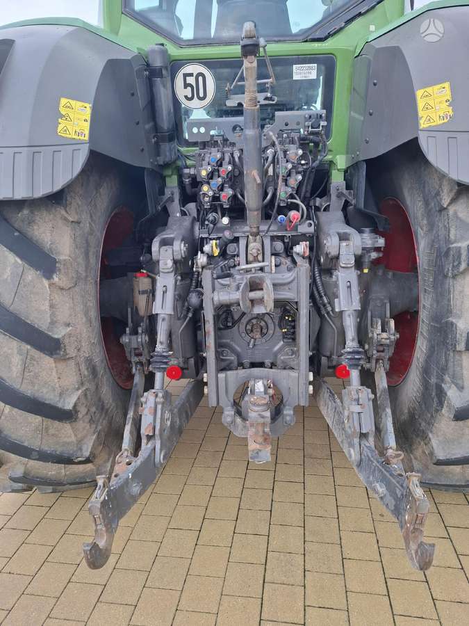 Fendt 828 ProfiPlus, traktoriai