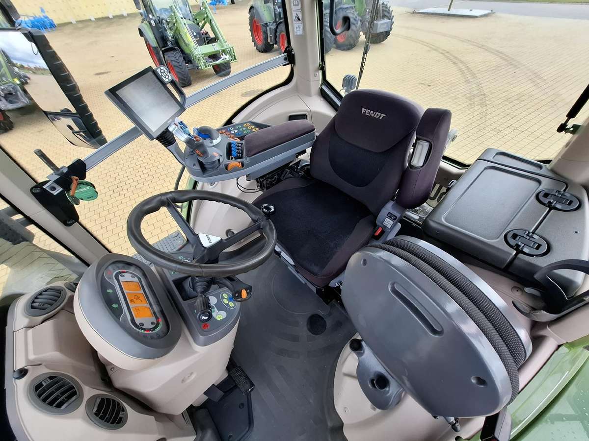 Fendt 828 ProfiPlus, тракторы