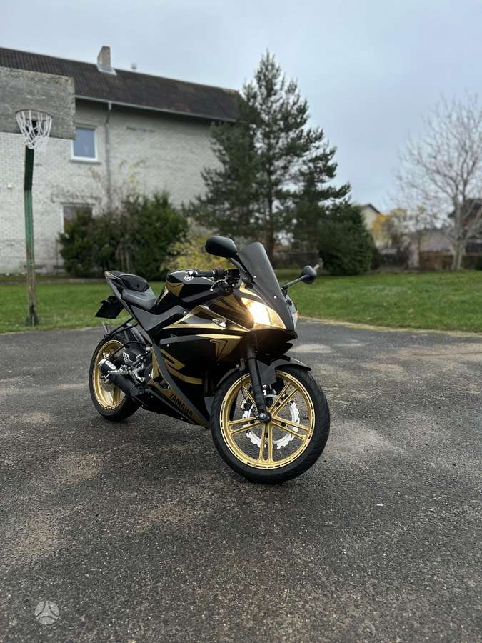 Yamaha YZF 125cc, superbikes