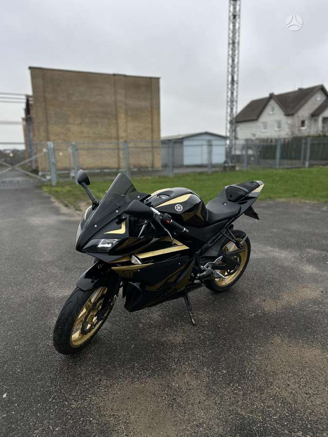 Yamaha YZF 125cc, superbikes