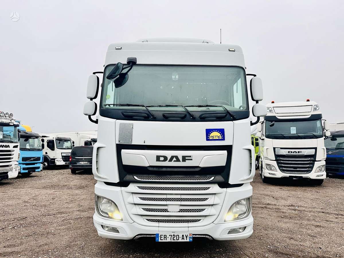 DAF XF 480 Space Cab, double sleeper